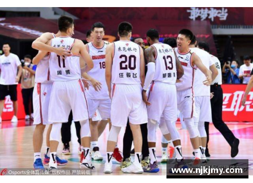 333体育官网CBA季后赛即将打响！广东队势头如虹，能否卫冕冠军再现辉煌？ - 副本 (2)